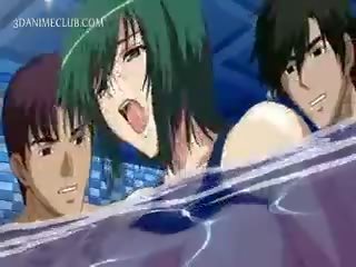Három randy csapok baszás egy kellemes anime alatt víz