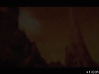 Velika prsi lepota zajebal s orcs v stolp, umazano video 38